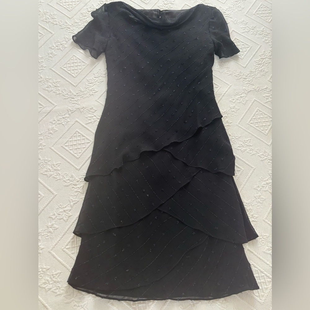 NWOT BELLVILIE SASSOON LORCAN MULLANY Elegant Designed Dress